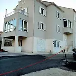 Apartament Pojko